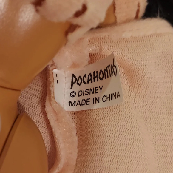 Vintage Disney Pocahontas & John Smith Barbie Dolls - Picture 5 of 14